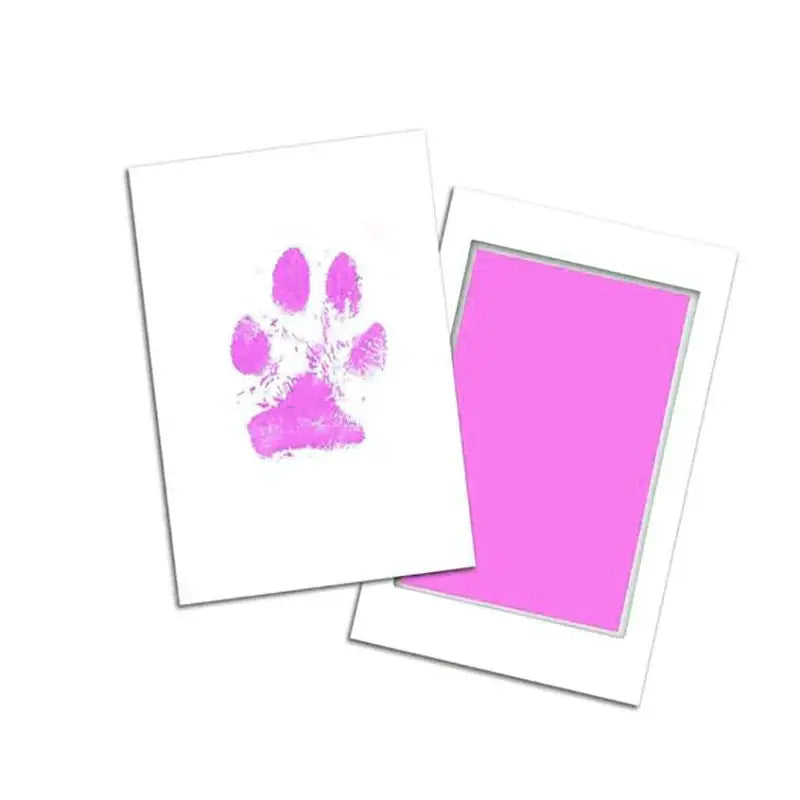 Capture precious memories with this easy-to-use non-toxic ink pad designed to safely capture detailed paw prints without any mess.